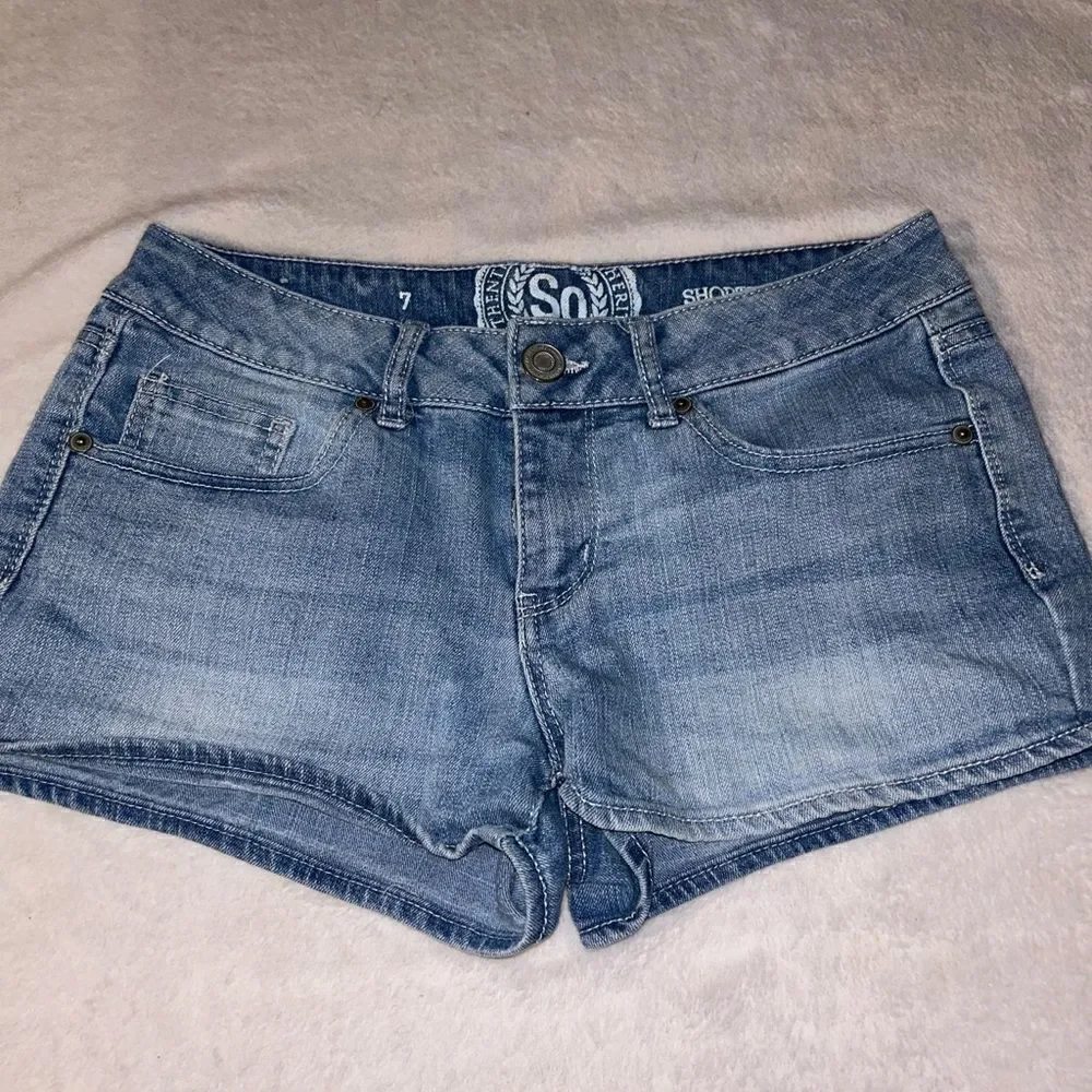 SO denim shorts size 7